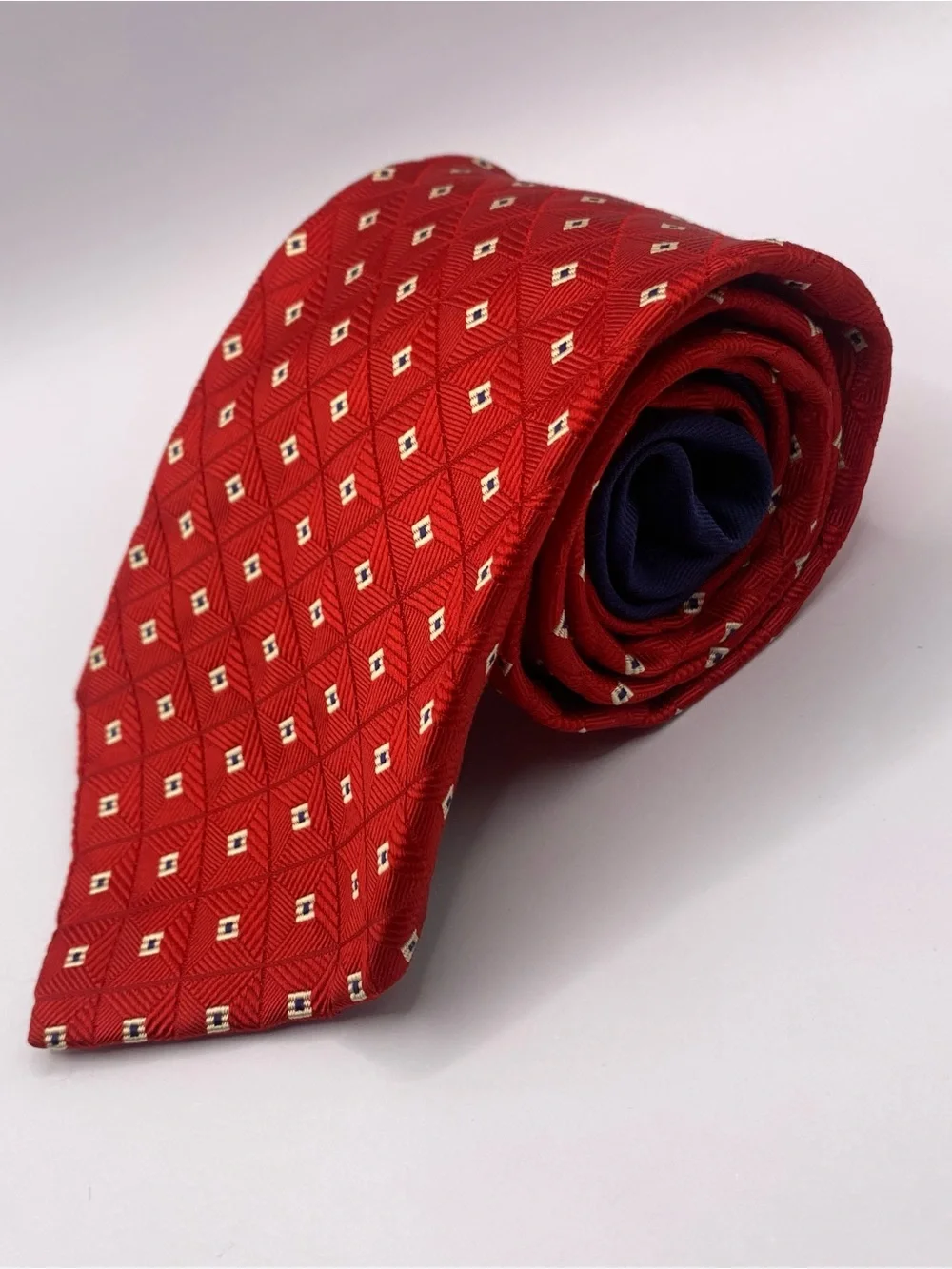 Tommy Hilfiger Red Silk Tie with Cream Geometric Motif and Navy Tip